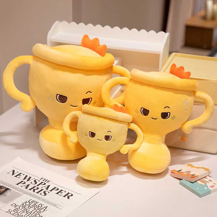 트로피 플러시 장난감